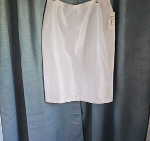 Elizeh White Midi Pencil Skirt (Style 7759) - Size Women's 16